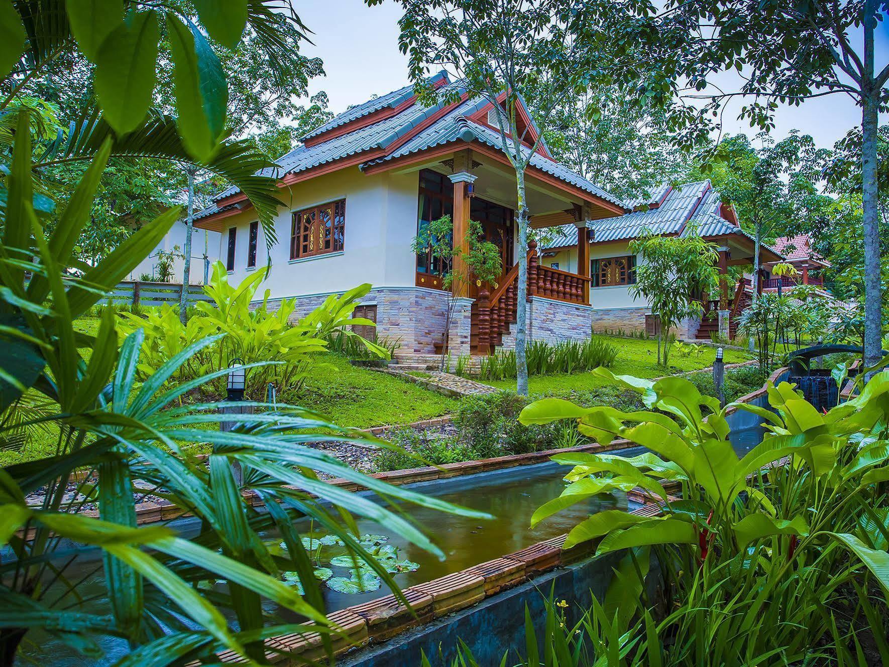Resort Mont Goei 3*