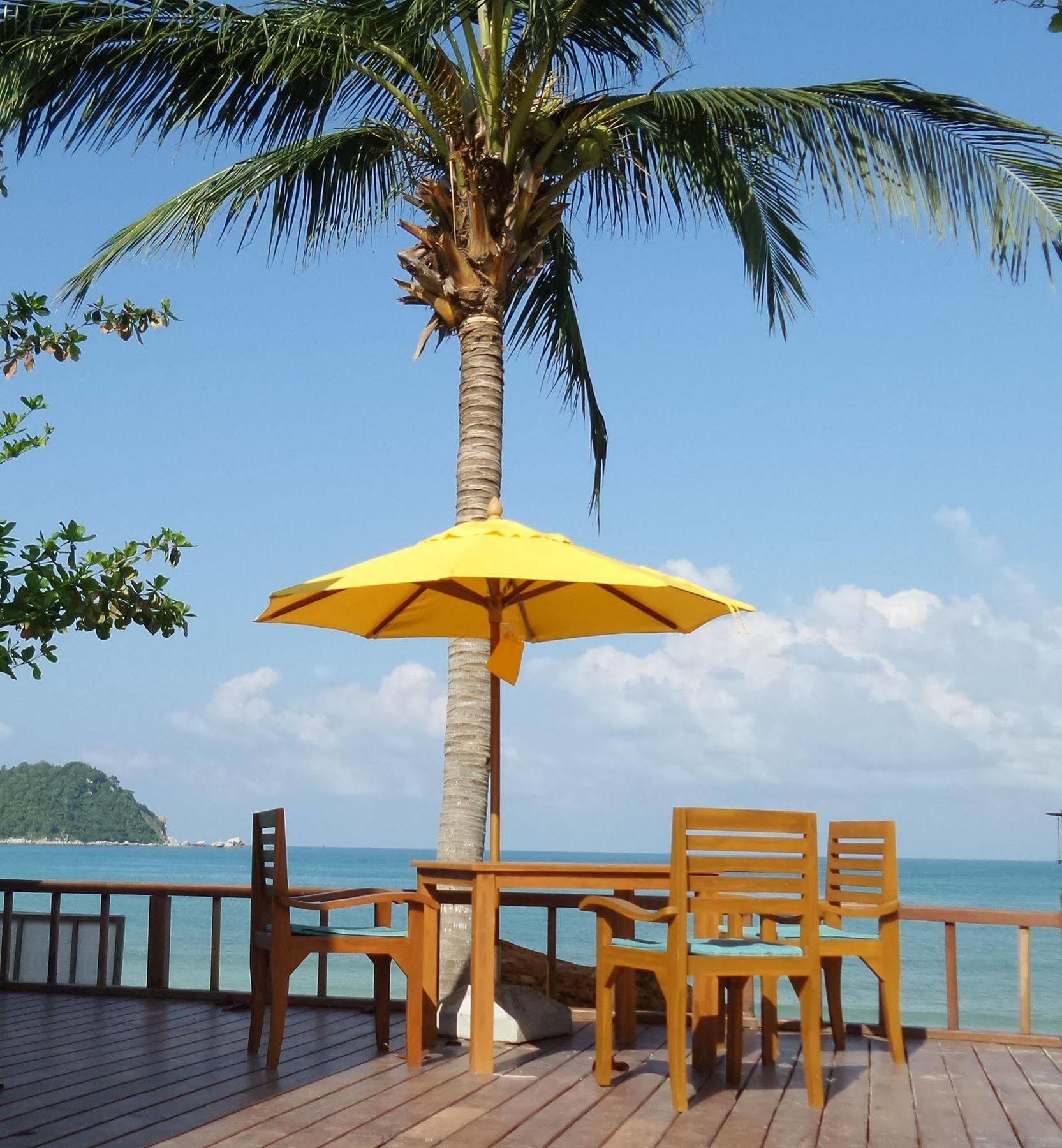 Pingchan Koh Phangan Beachfront Resort Thong Nai Pan Yai