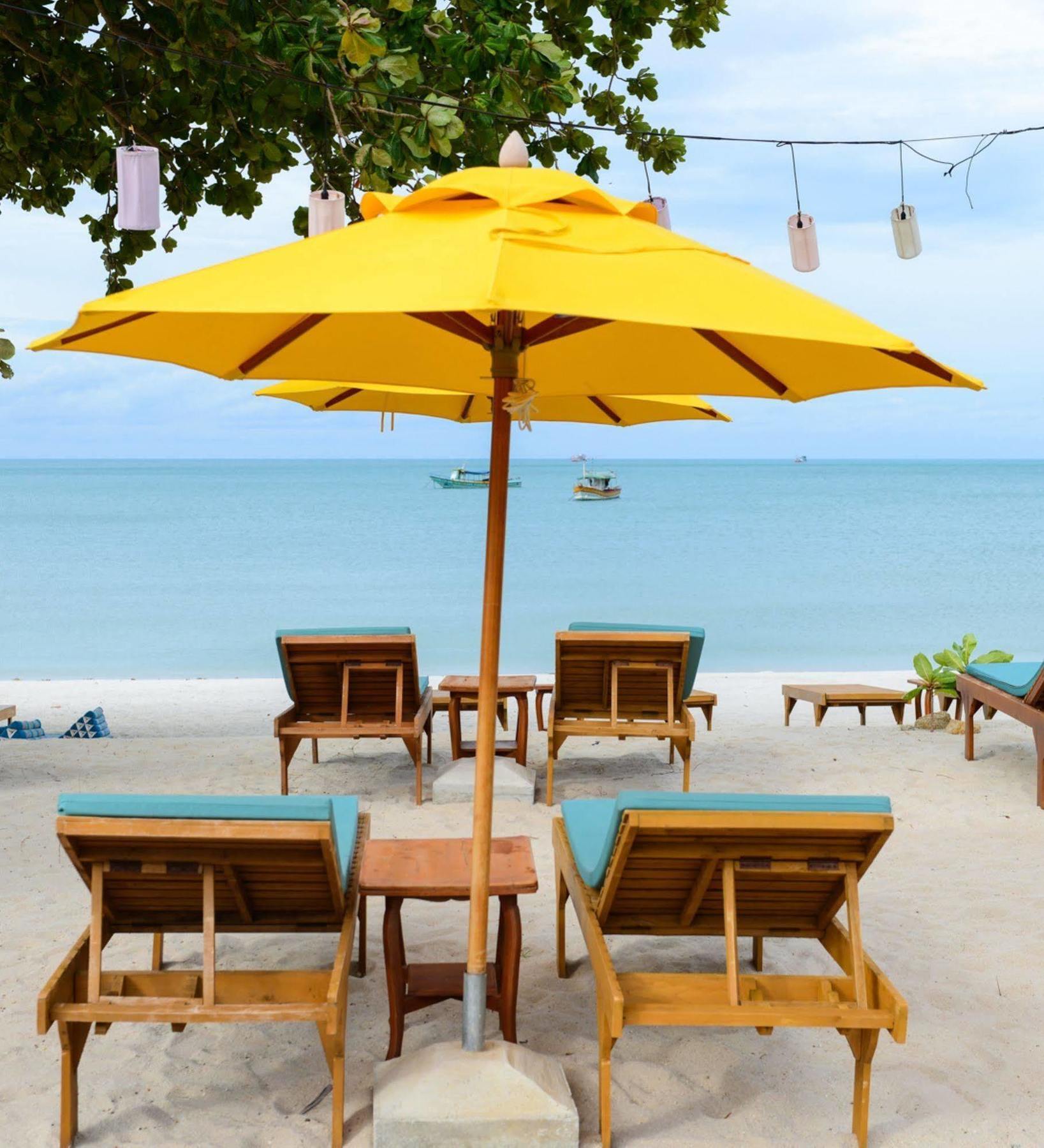 Pingchan Koh Phangan Beachfront Resort