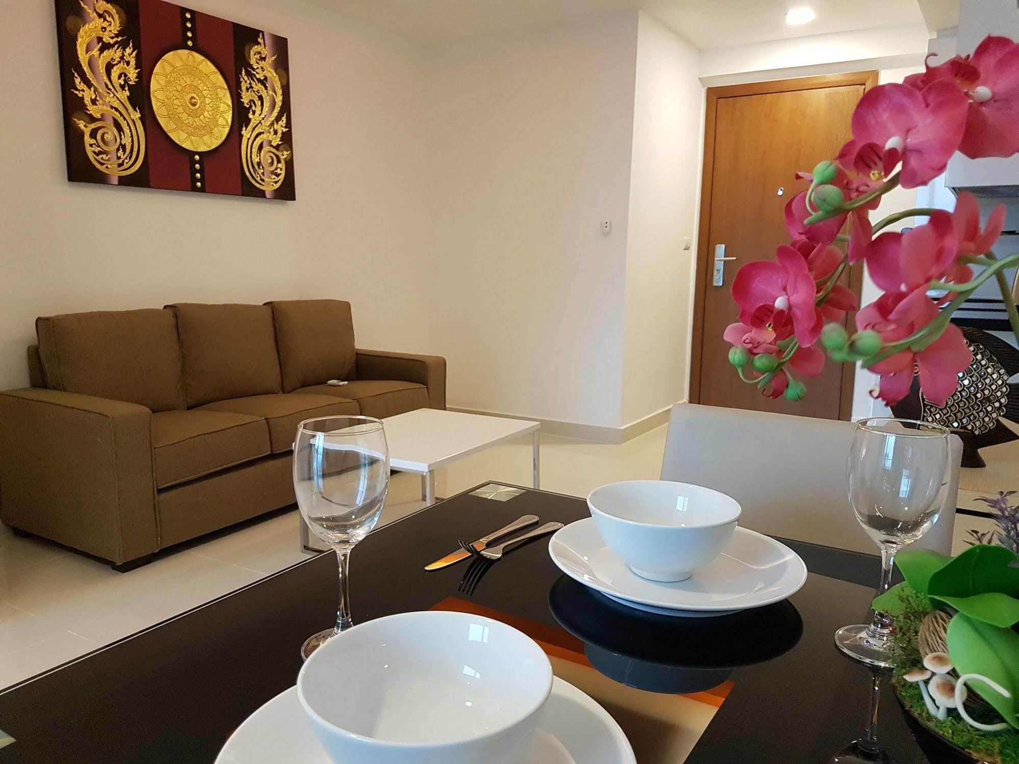 Apartment C-View Boutique Condominium By Mr.Butler