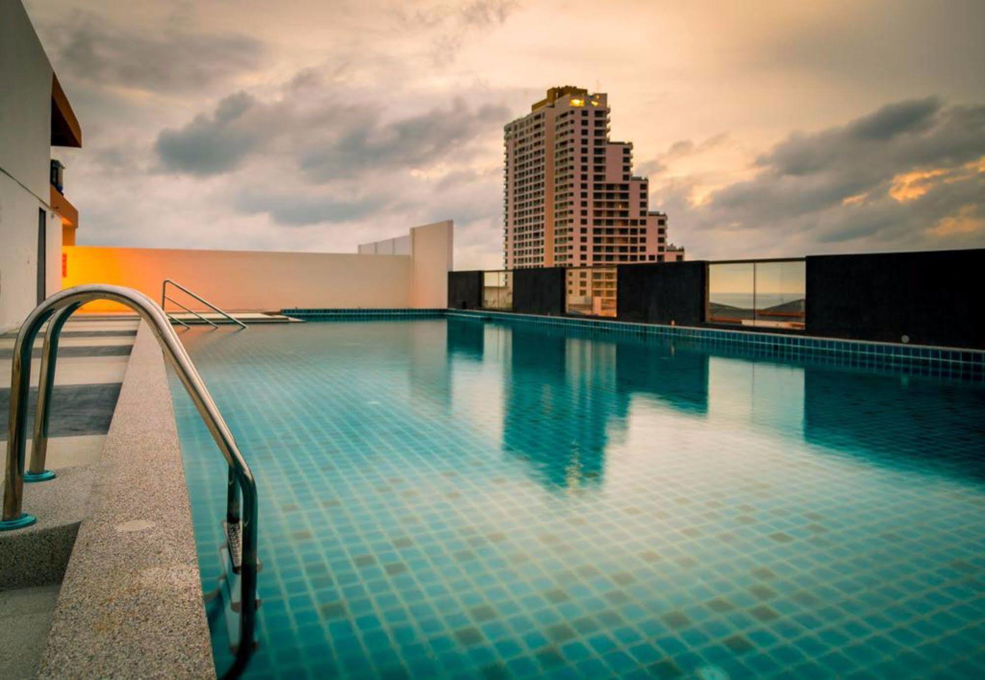 C-View Boutique Condominium By Mr.Butler