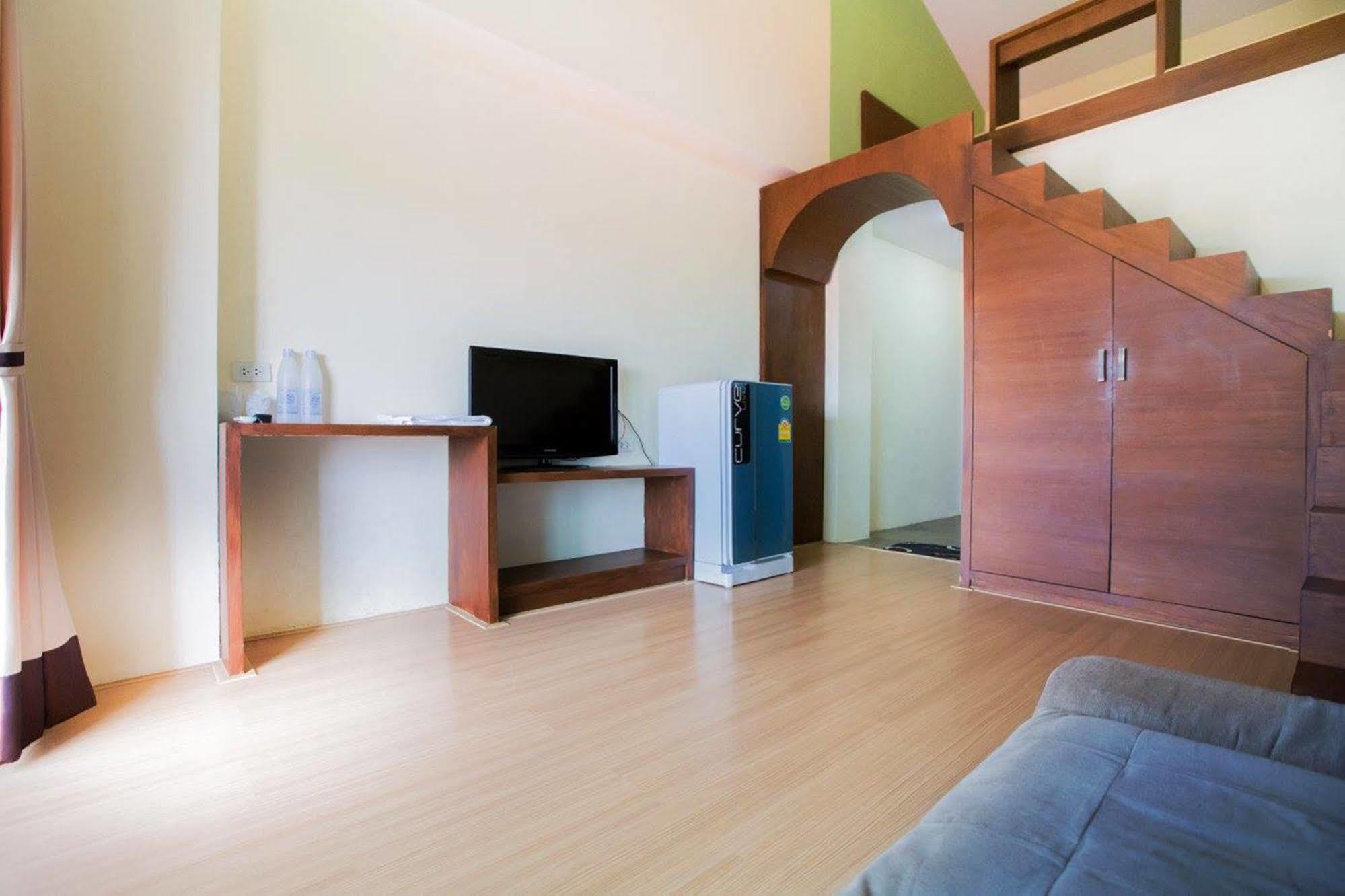 Lk House 2*