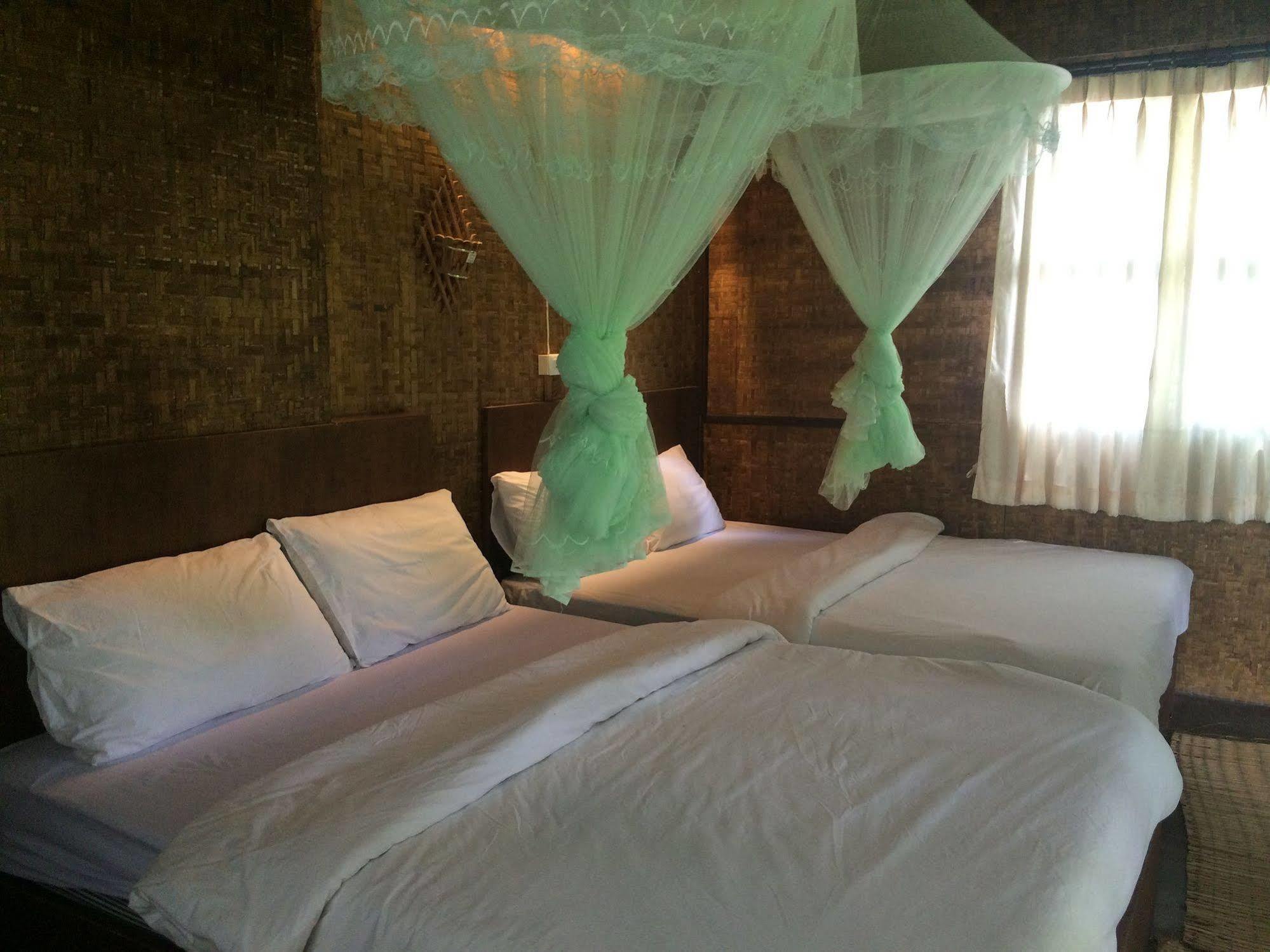 Resort Paipunthong 2*