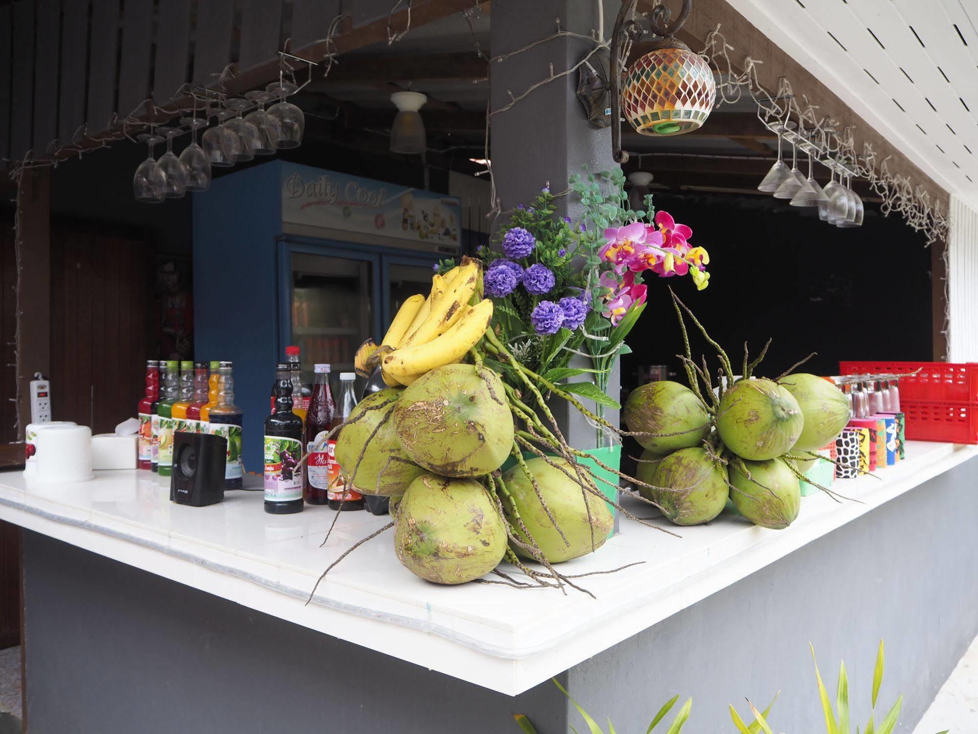 Lanta Fevrier Hotel Koh Lanta