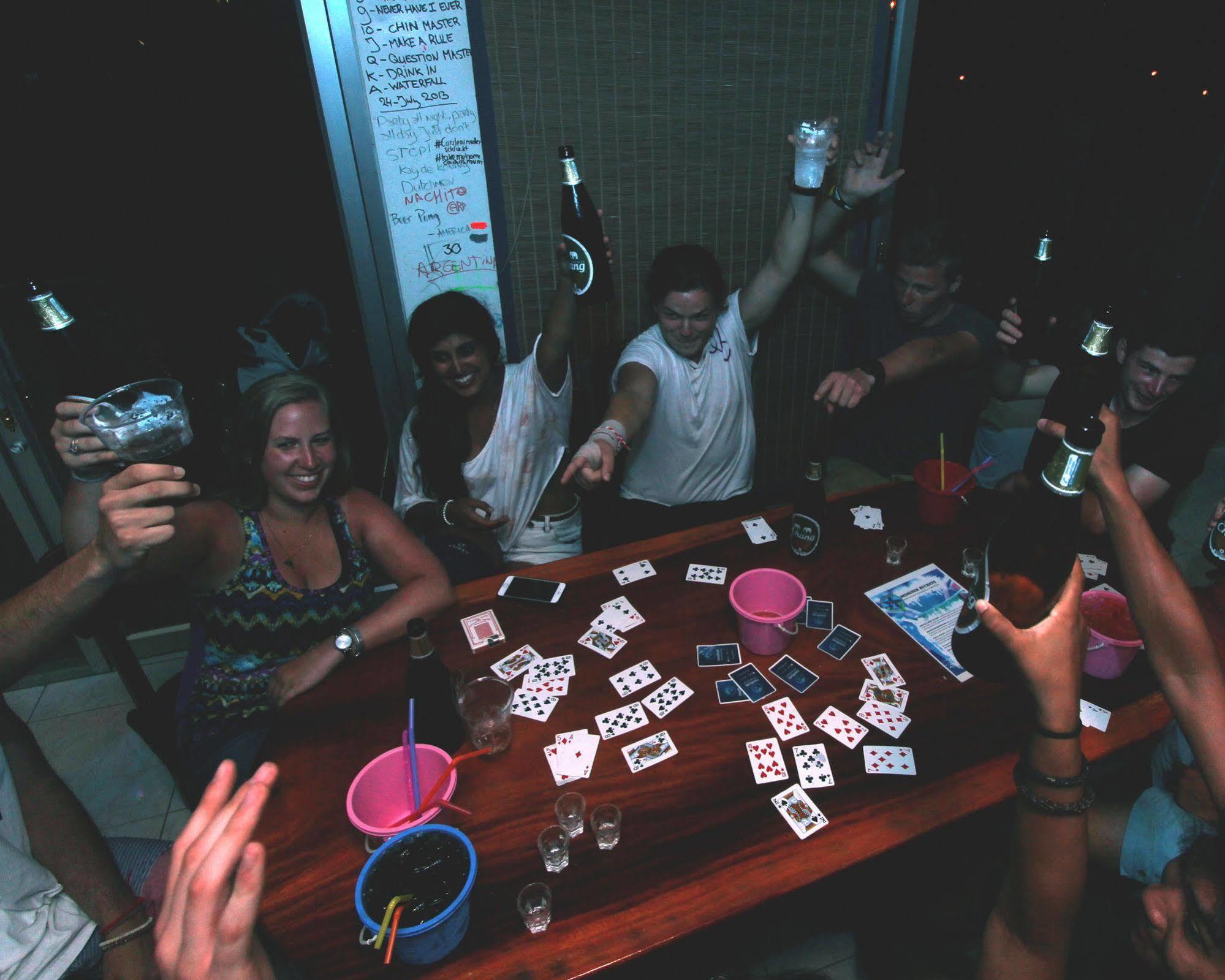 Baan Tai Backpackers *