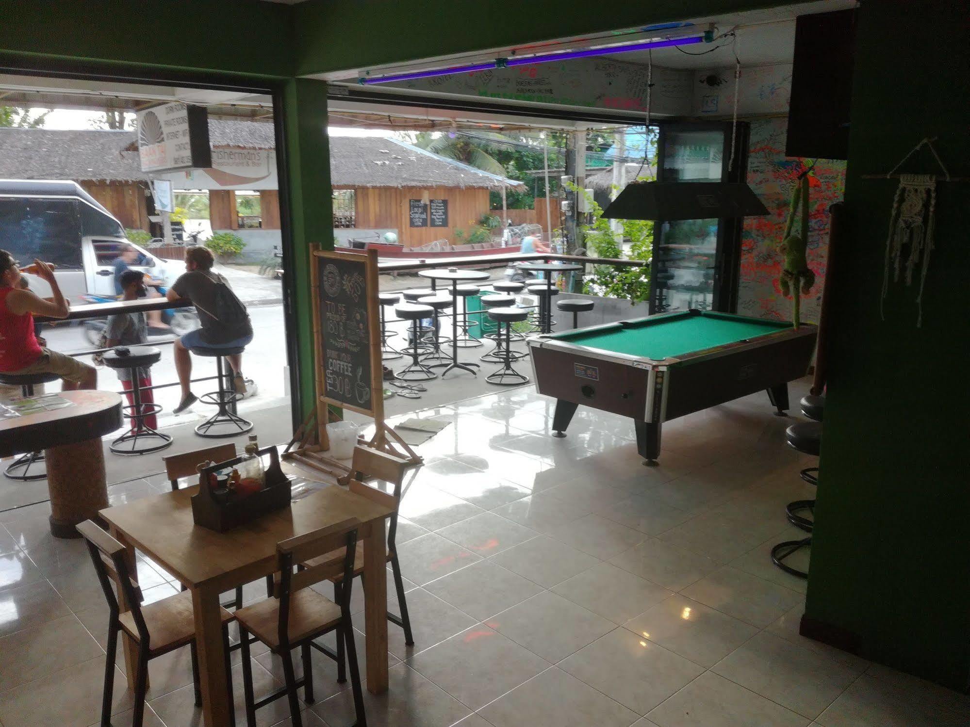 Hostel Baan Tai Backpackers