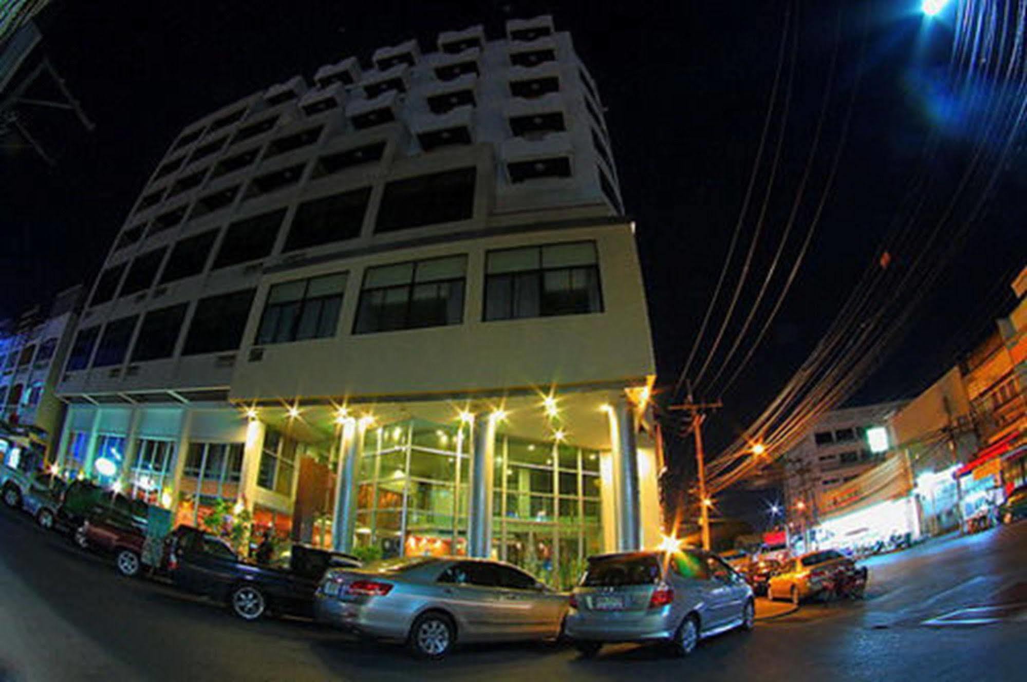 Neo Hatyai 2*
