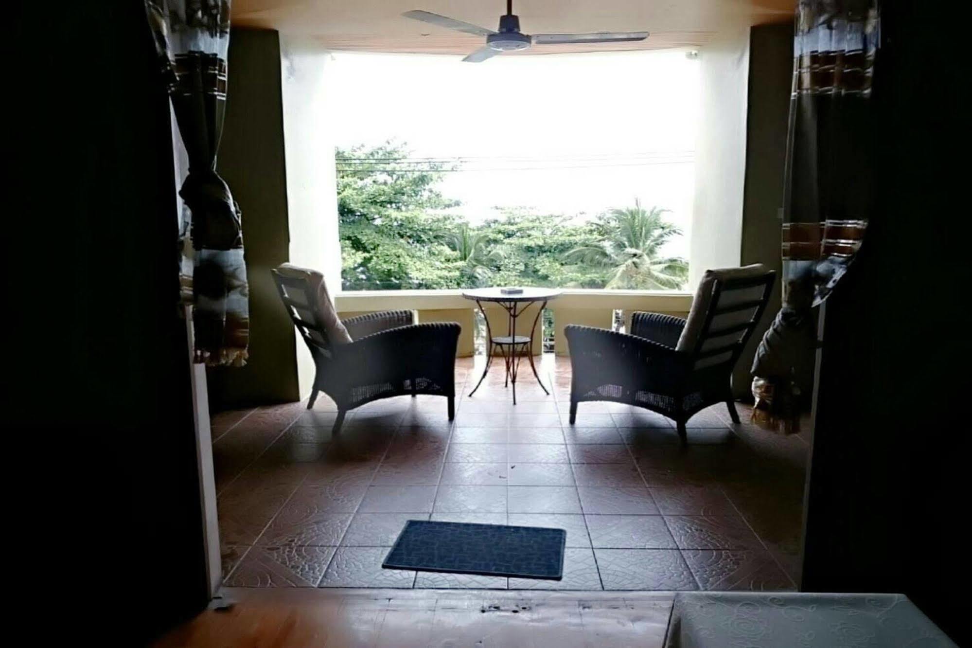 Beachspot And Restaurant (adults Only)