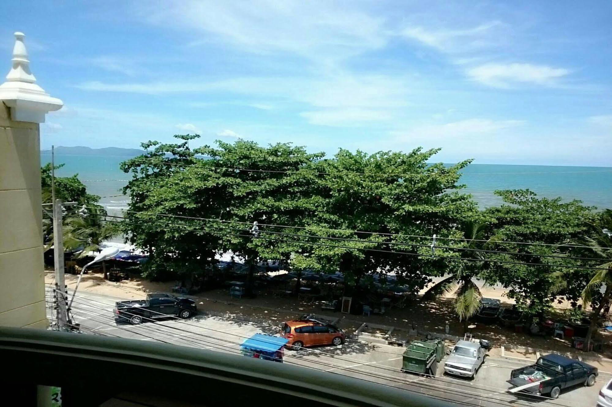 Beachspot And Restaurant (adults Only) 2* Jomtien Beach