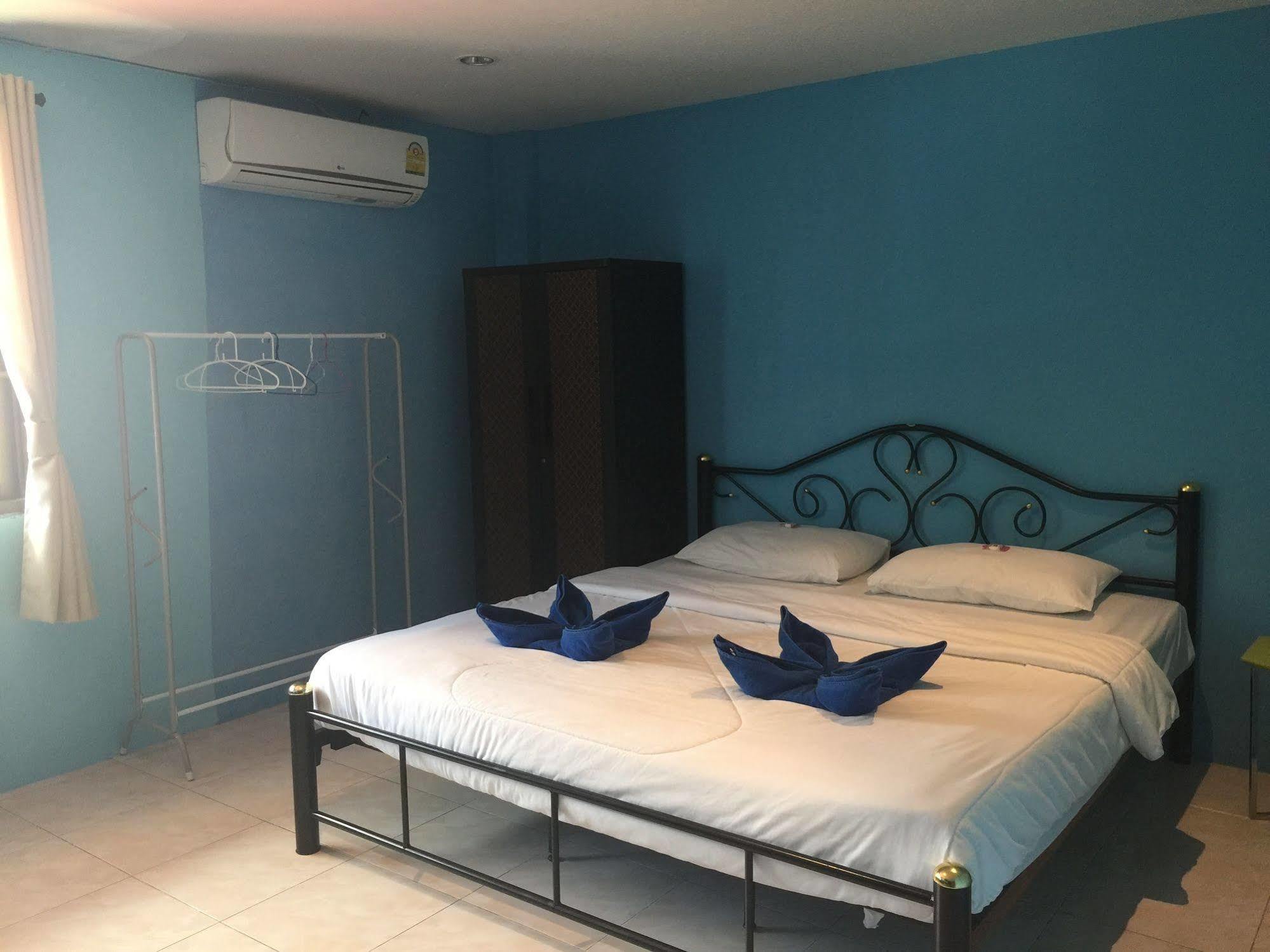 Dreams & Economy hotel 2*