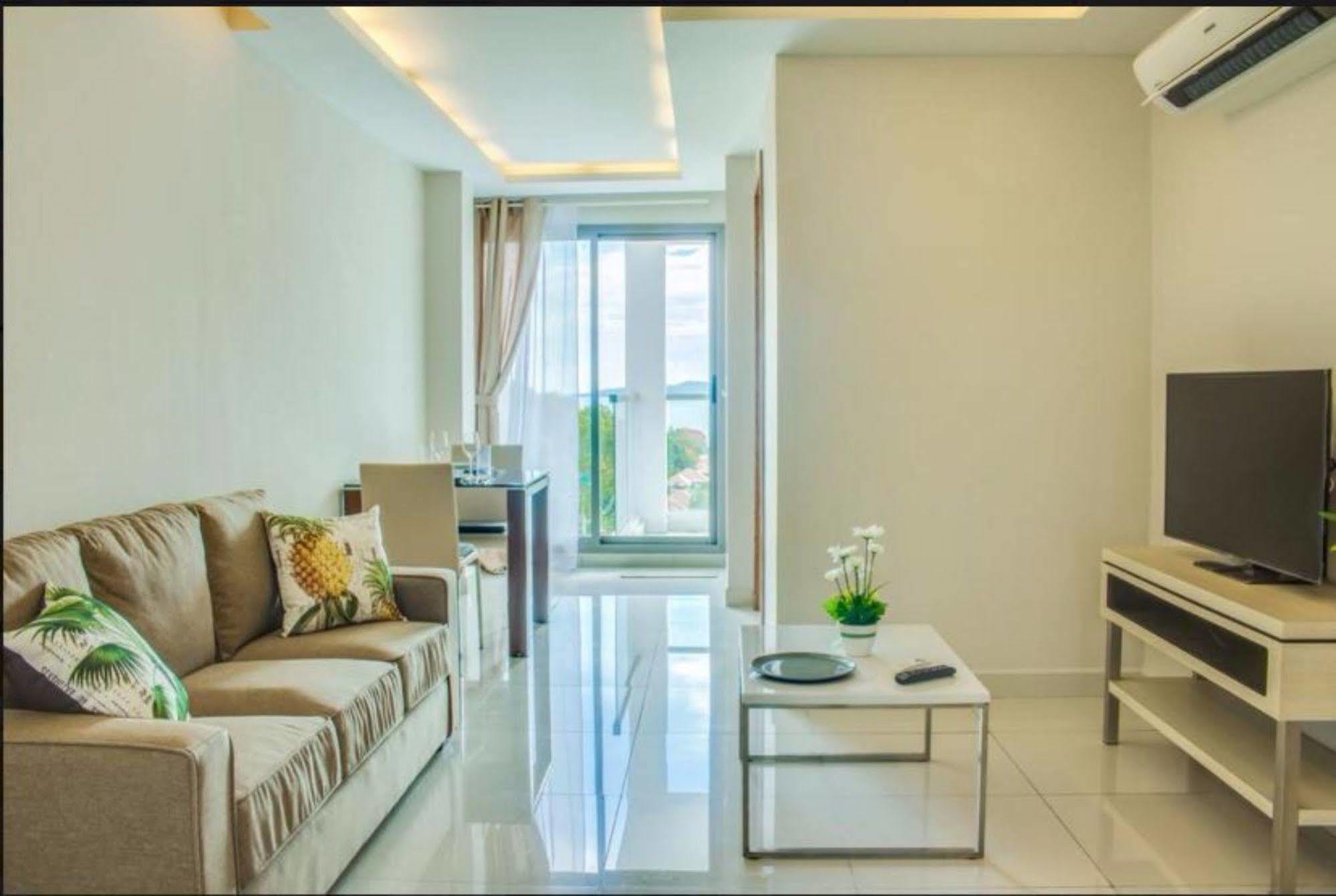 Apartment C-View Boutique Condominium By Mr.Butler *