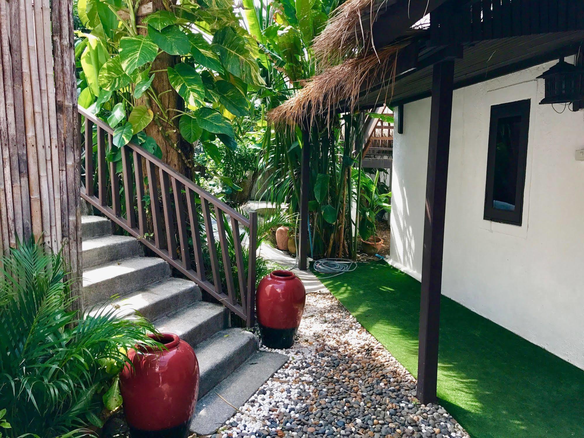 Hotel The Aminjirah