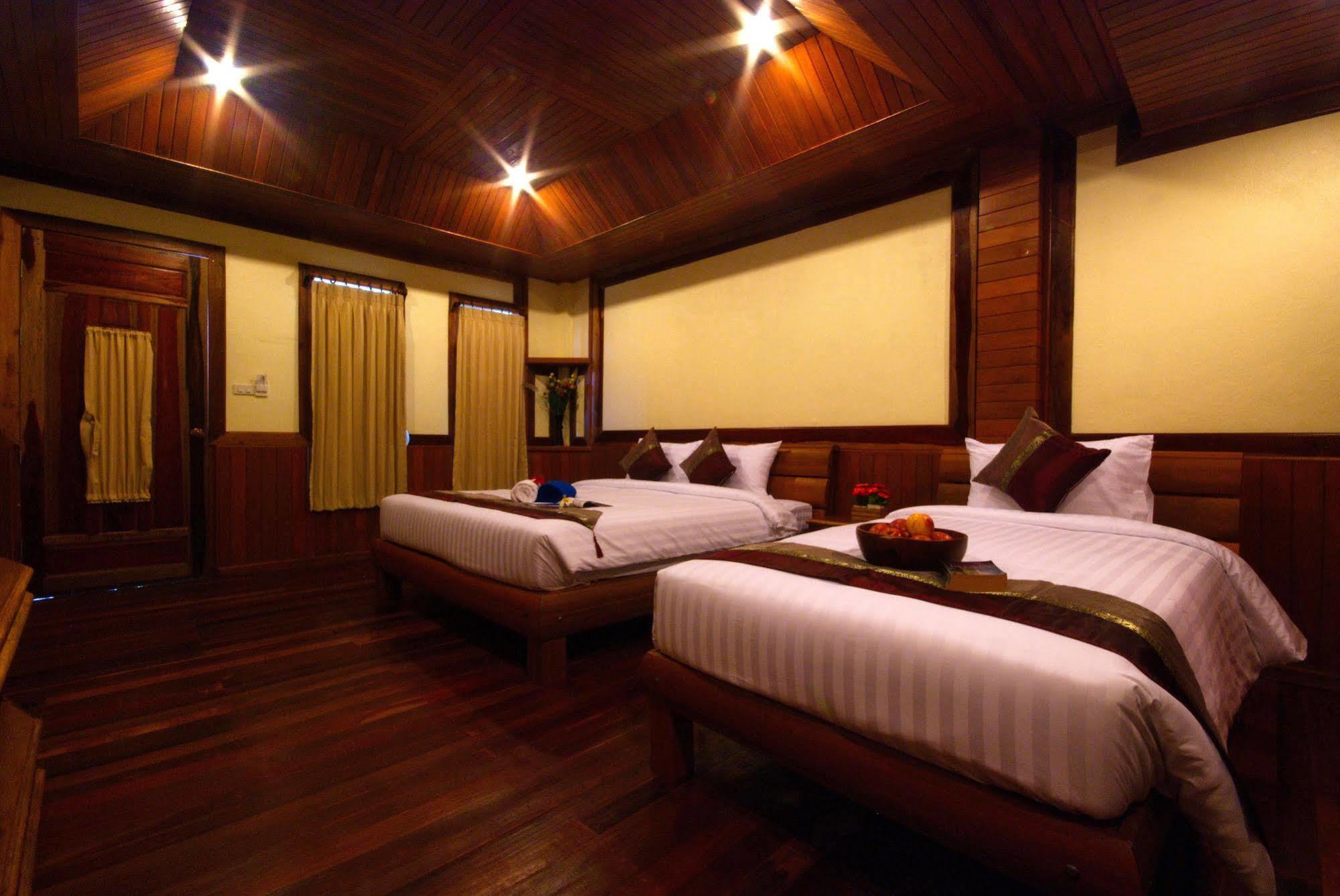 Sangsawan Palace Khaolak 3*
