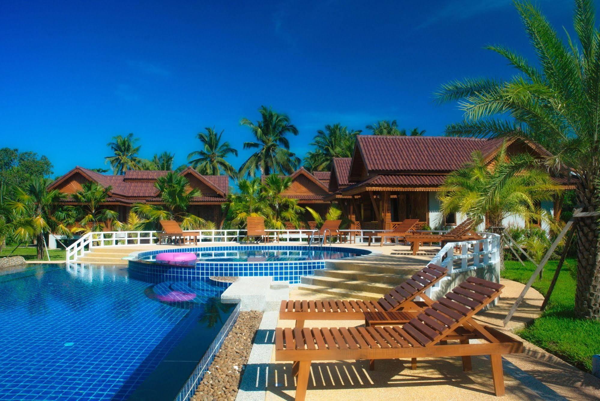 Sangsawan Palace Khaolak Khao Lak