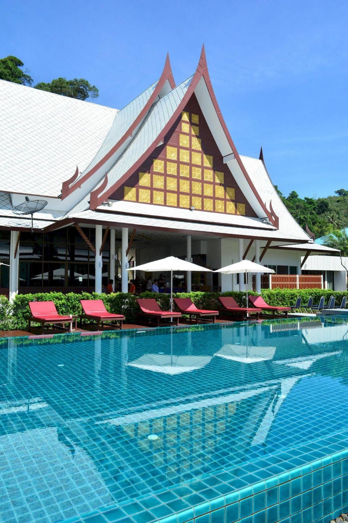 Bhu Tarn & Resort