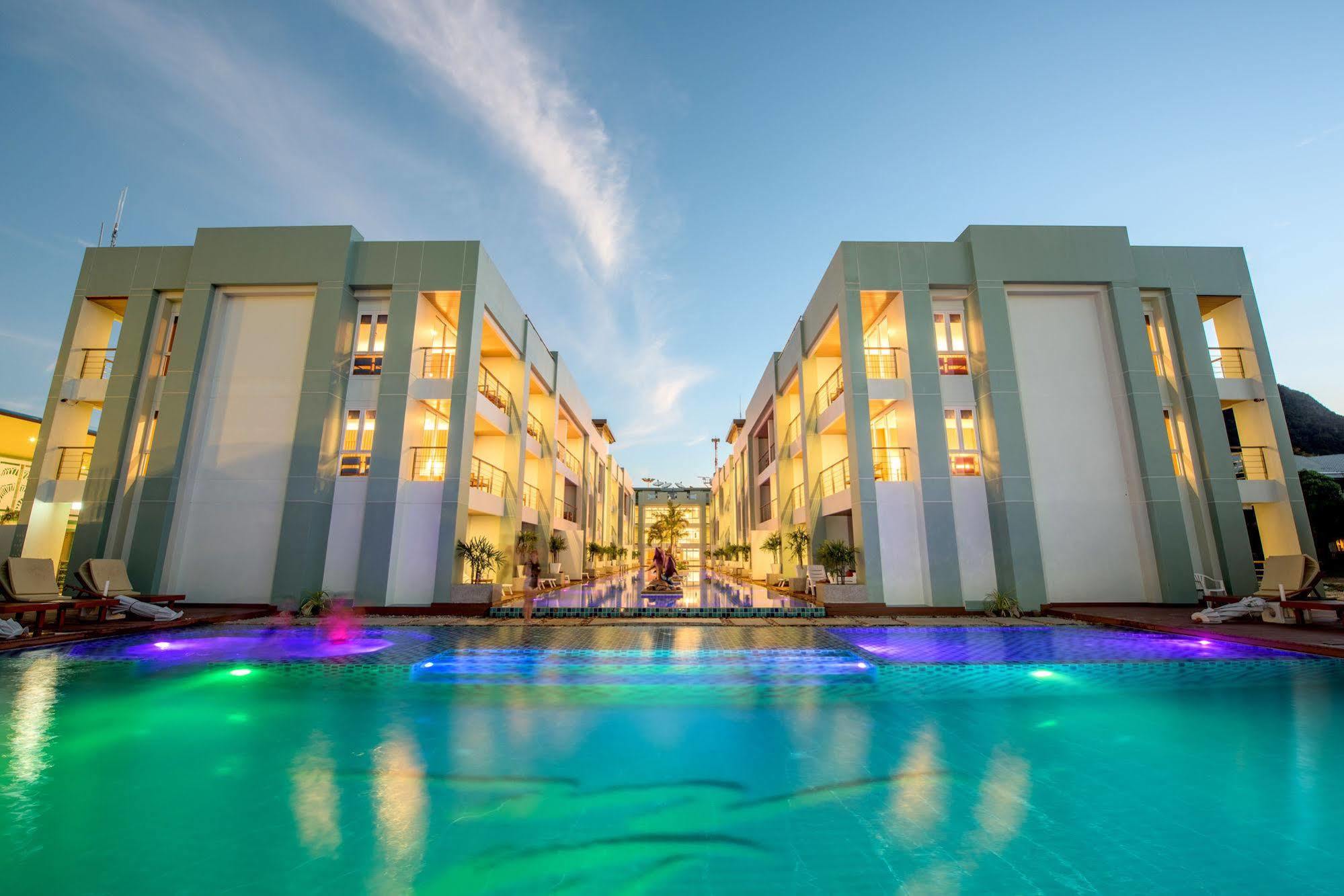 Hotel Harbour View Hotel-sha Extra 4*