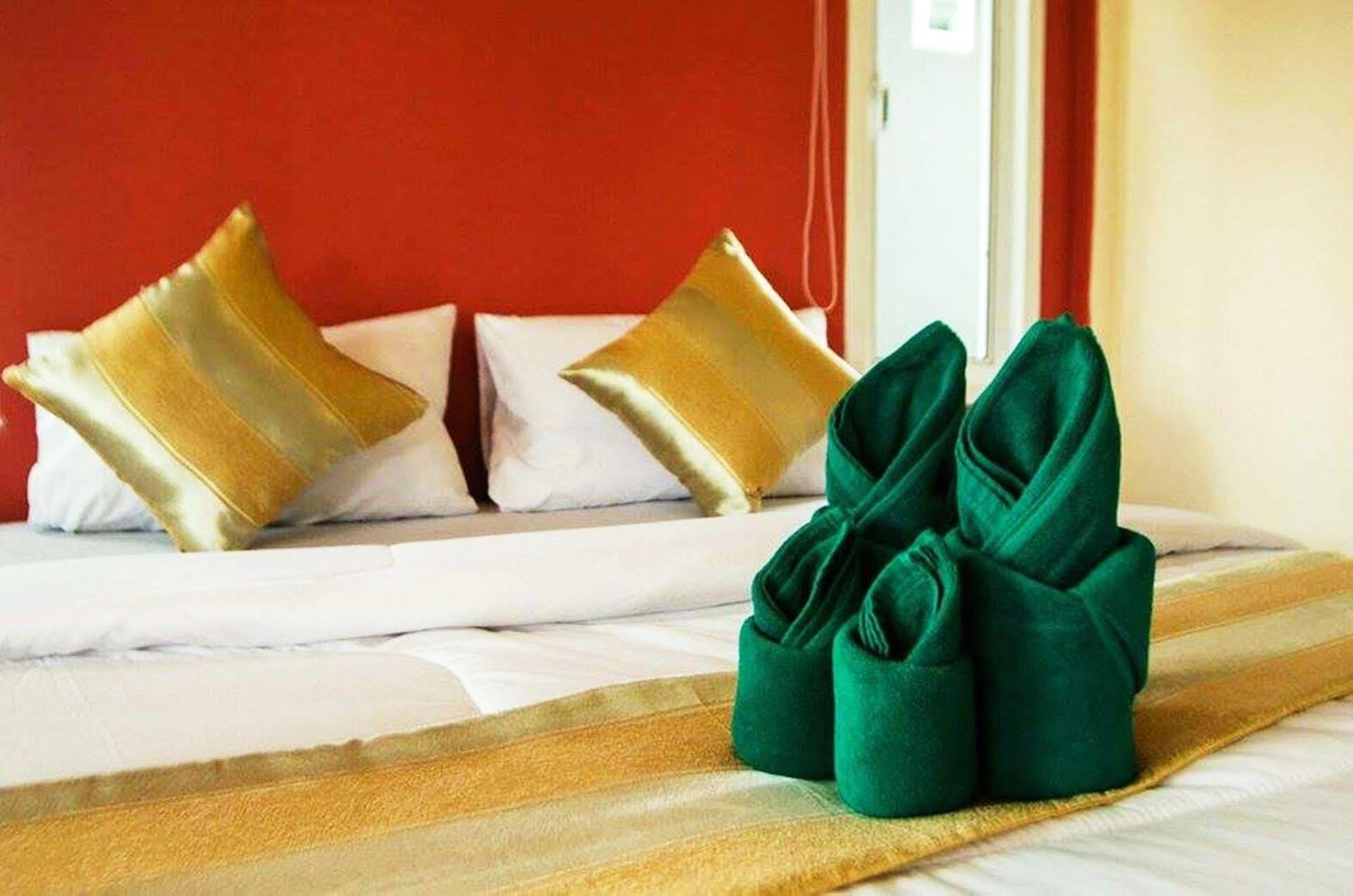 Resort Popular Lanta 2*