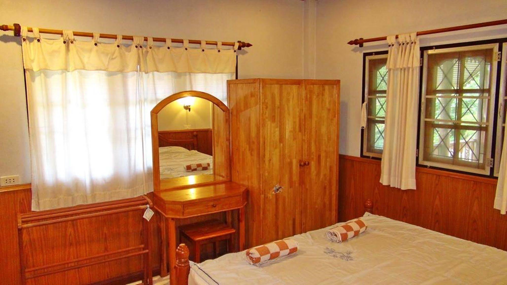 Holiday home Aliyah Garden House
