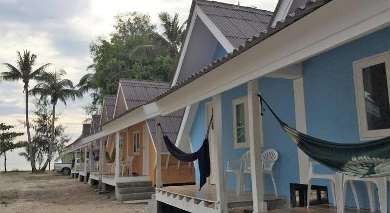 The Pier Thongsala