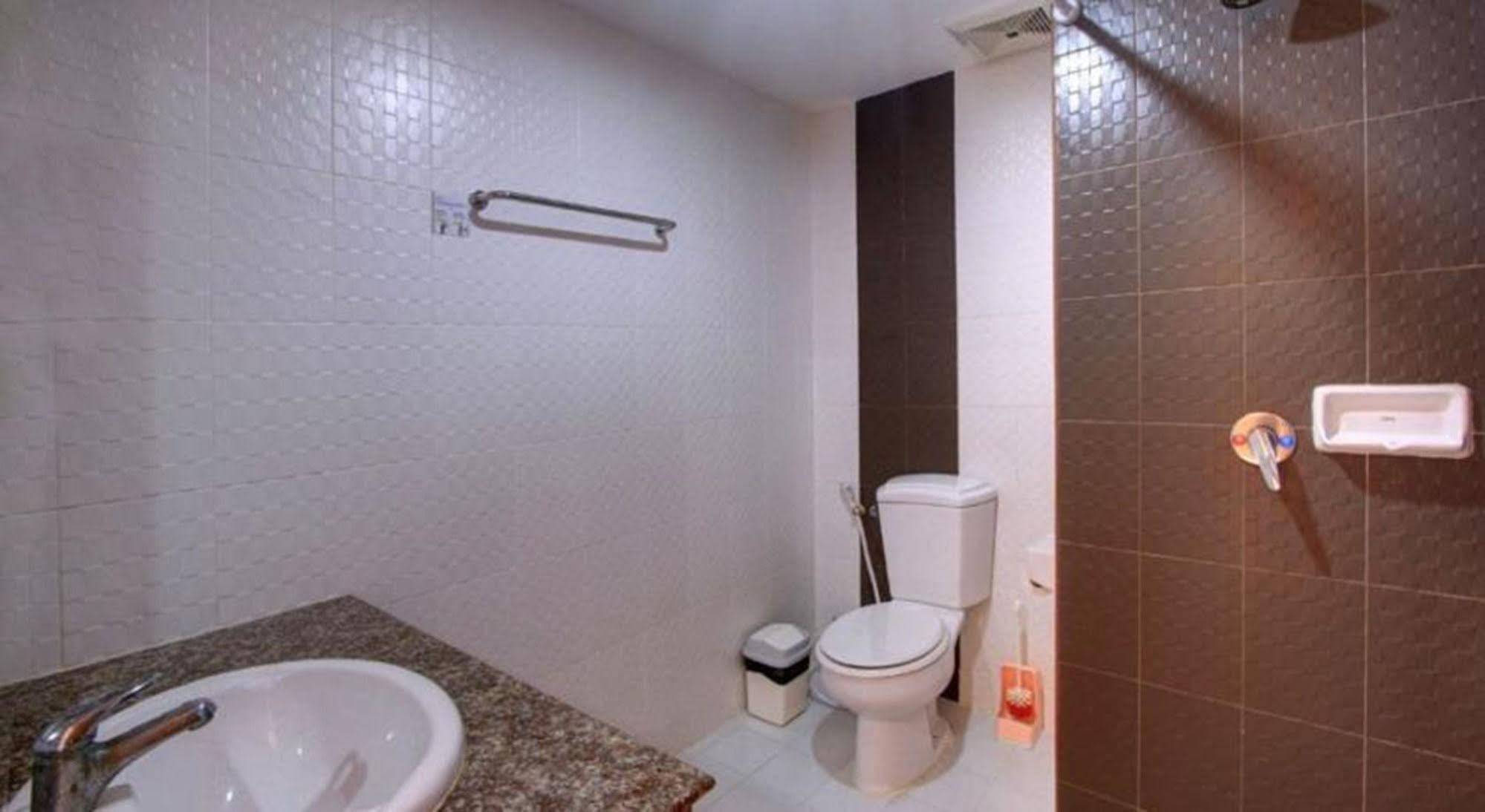 The Galiness International Backpacker Hostel Phuket Patong