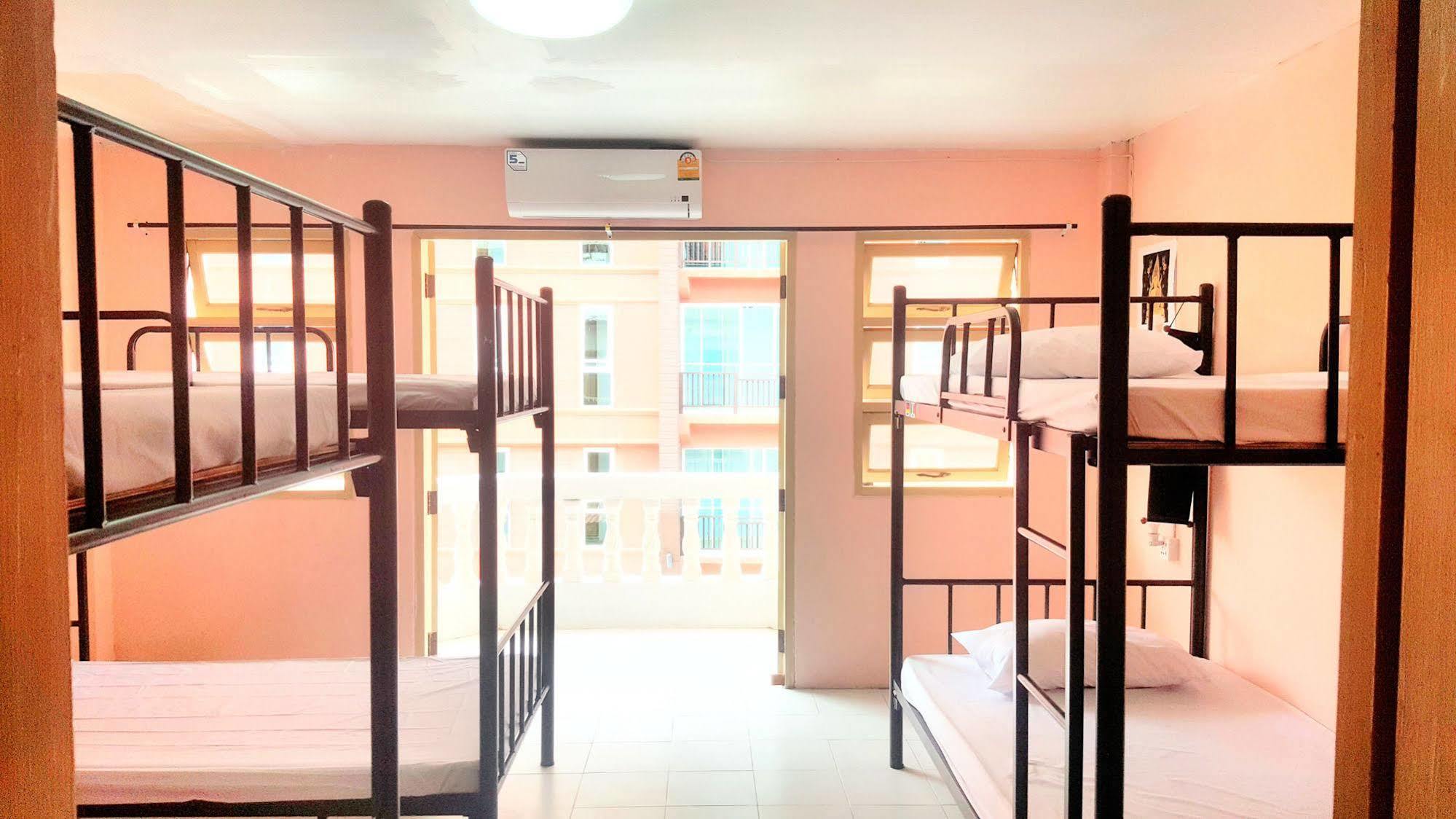 The Galiness International Backpacker Hostel Phuket Guest house