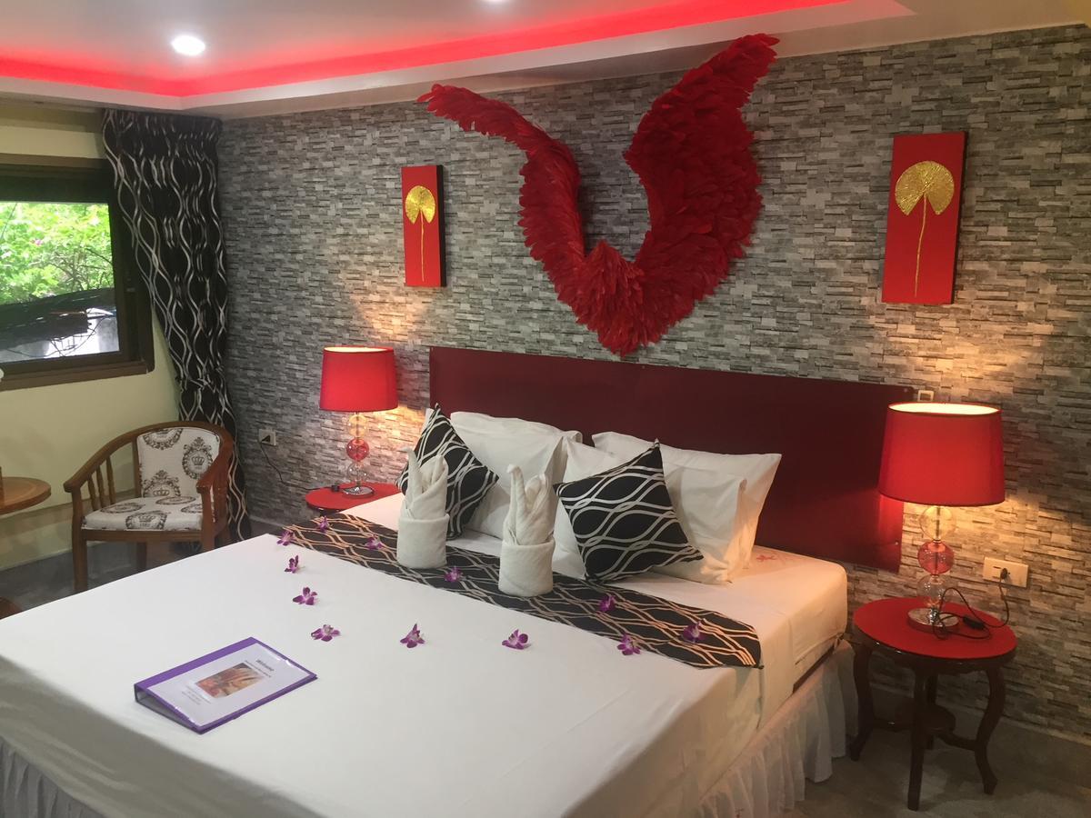 Guest house Fong Kaew And Baan Nang Fa 3*