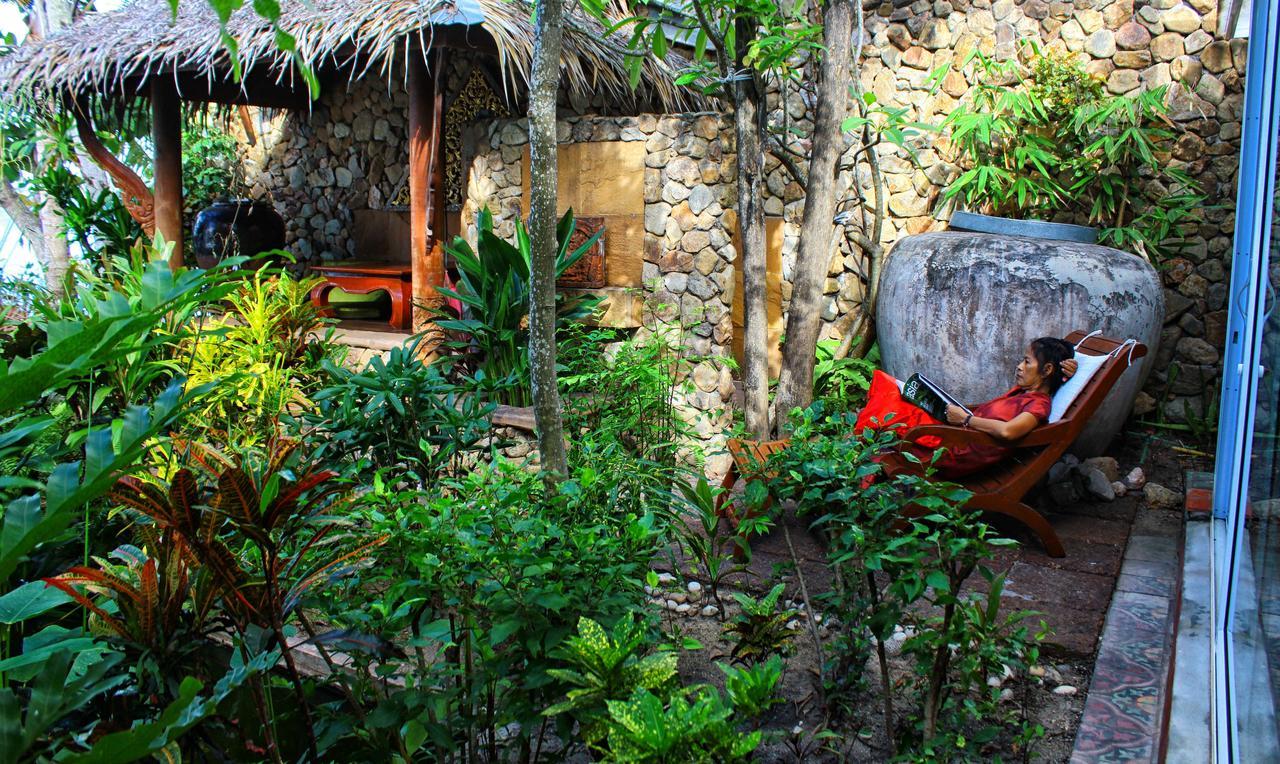 Ban Sabai Big Buddha Retreat & Guest house