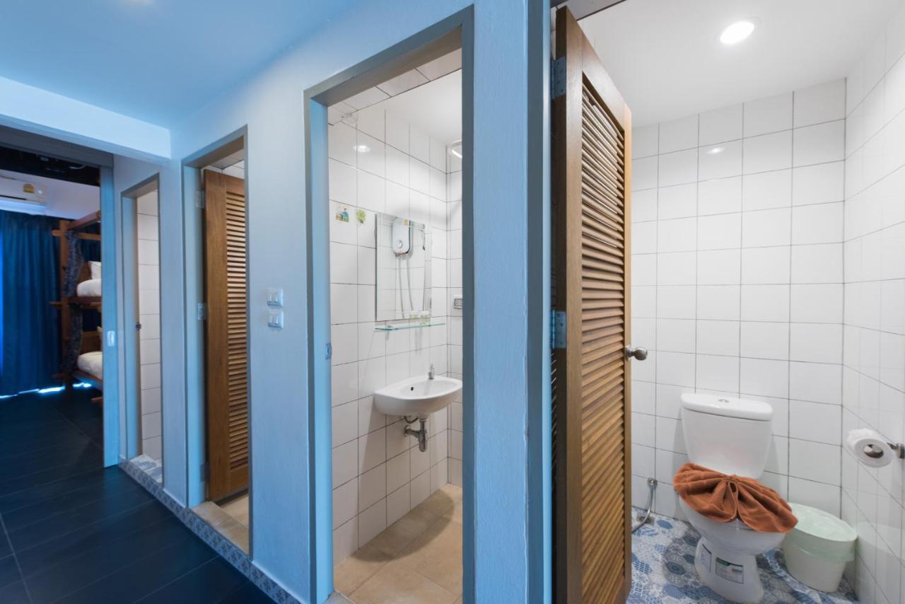 Hotel Two Color Patong