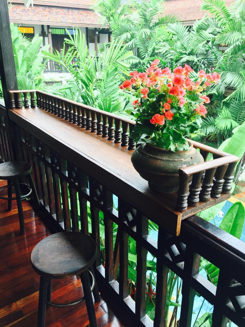 Hongkhao Village 3*