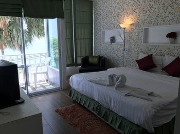 Baan Rimlay 3*