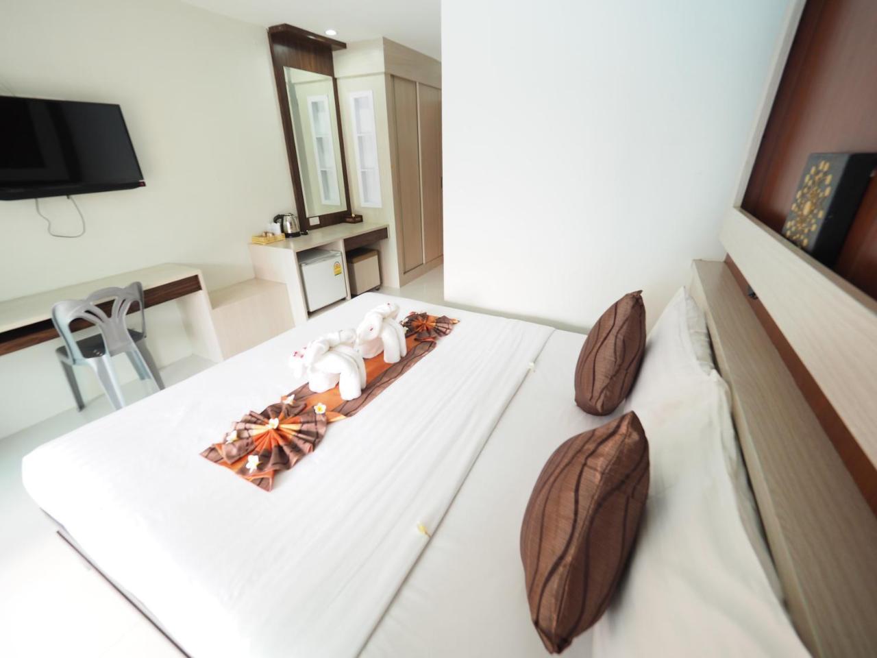 Lanta Fevrier Hotel 2*