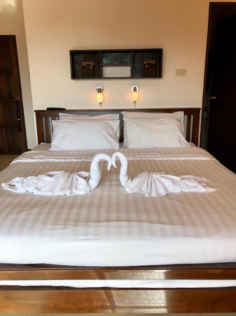 Cozy Restaurant & Bar Guest house