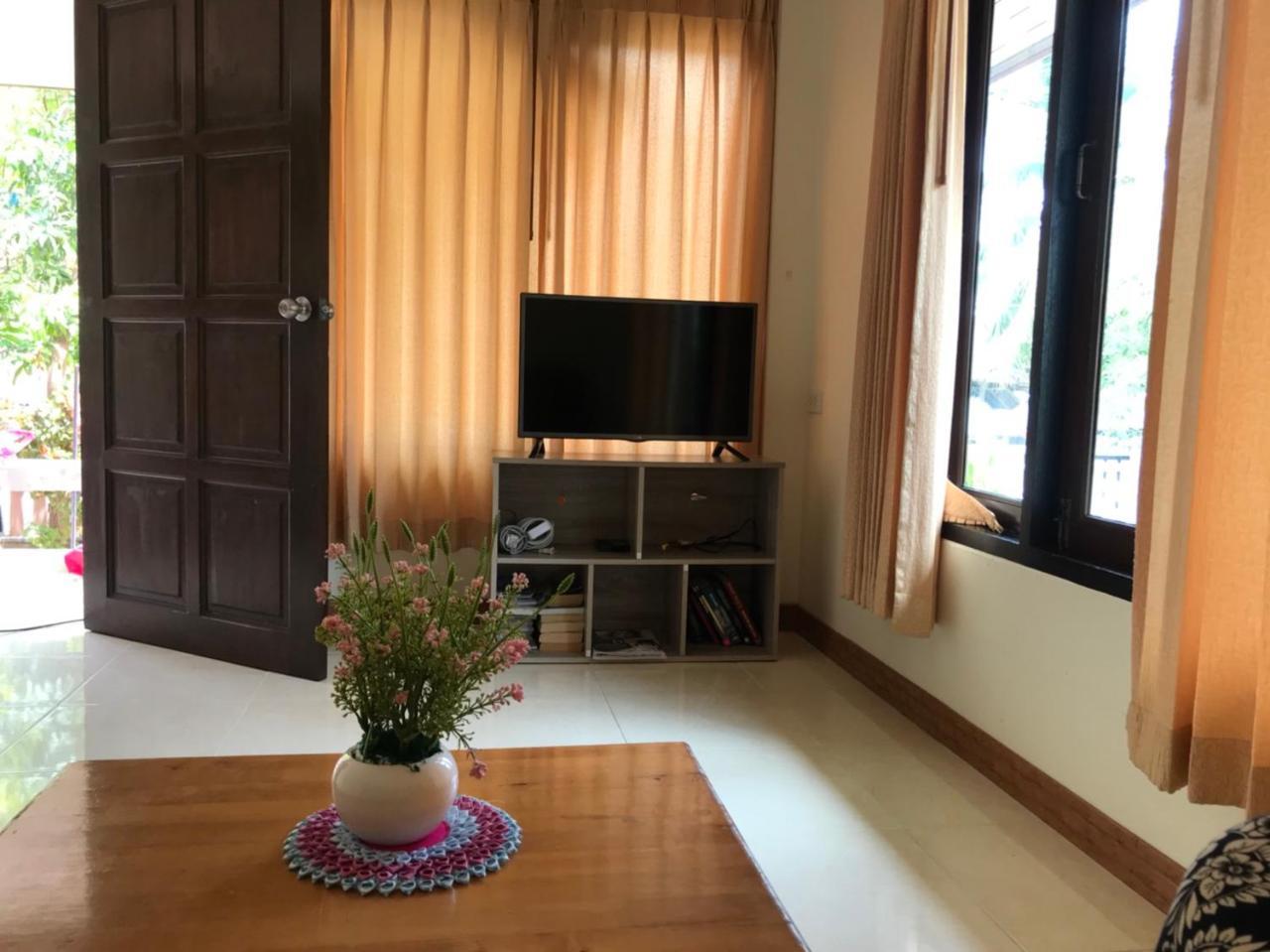 Happy House Ban Saen Suk * Thongsala