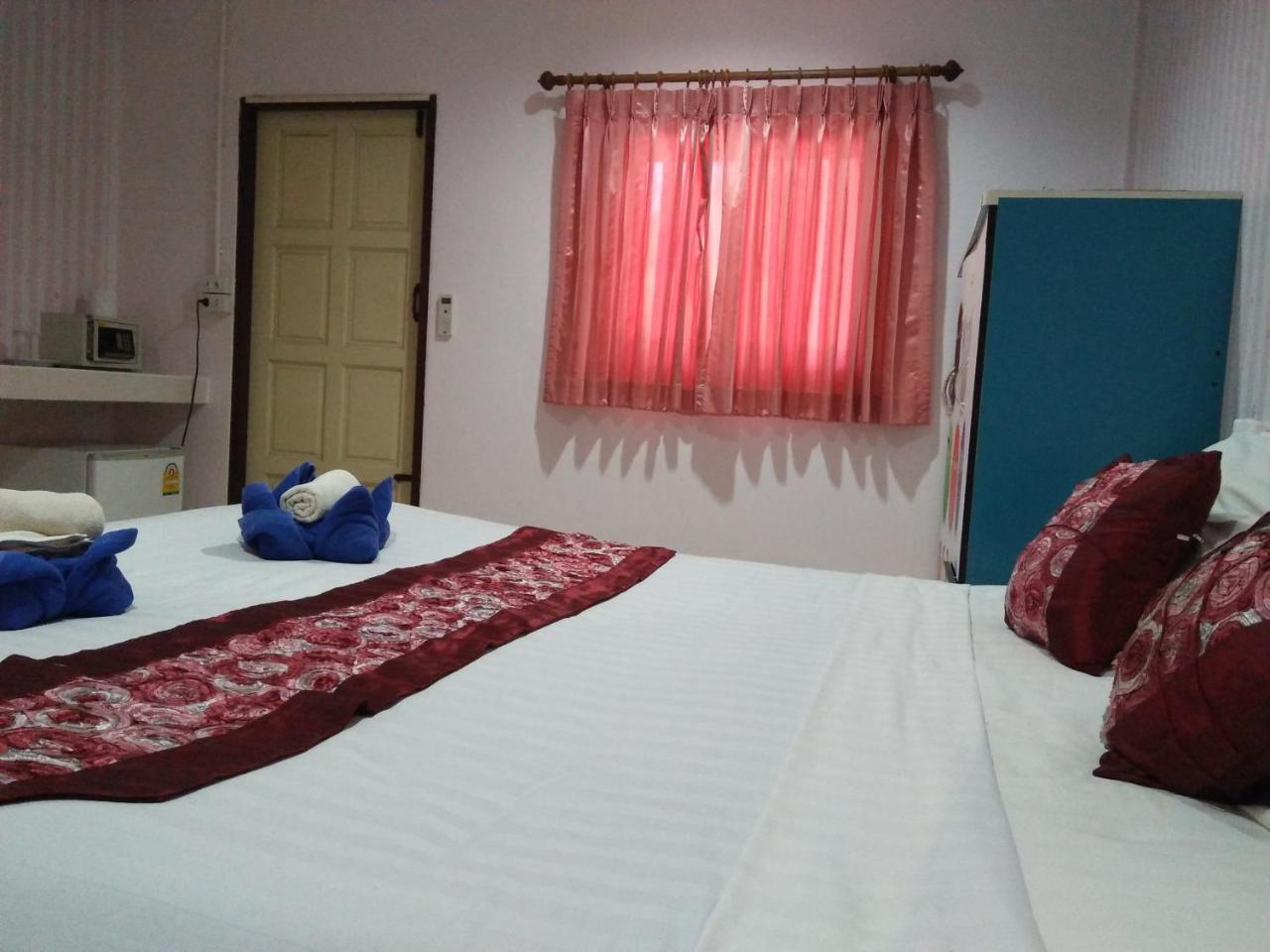 Rung Arun Resort Baan Tai