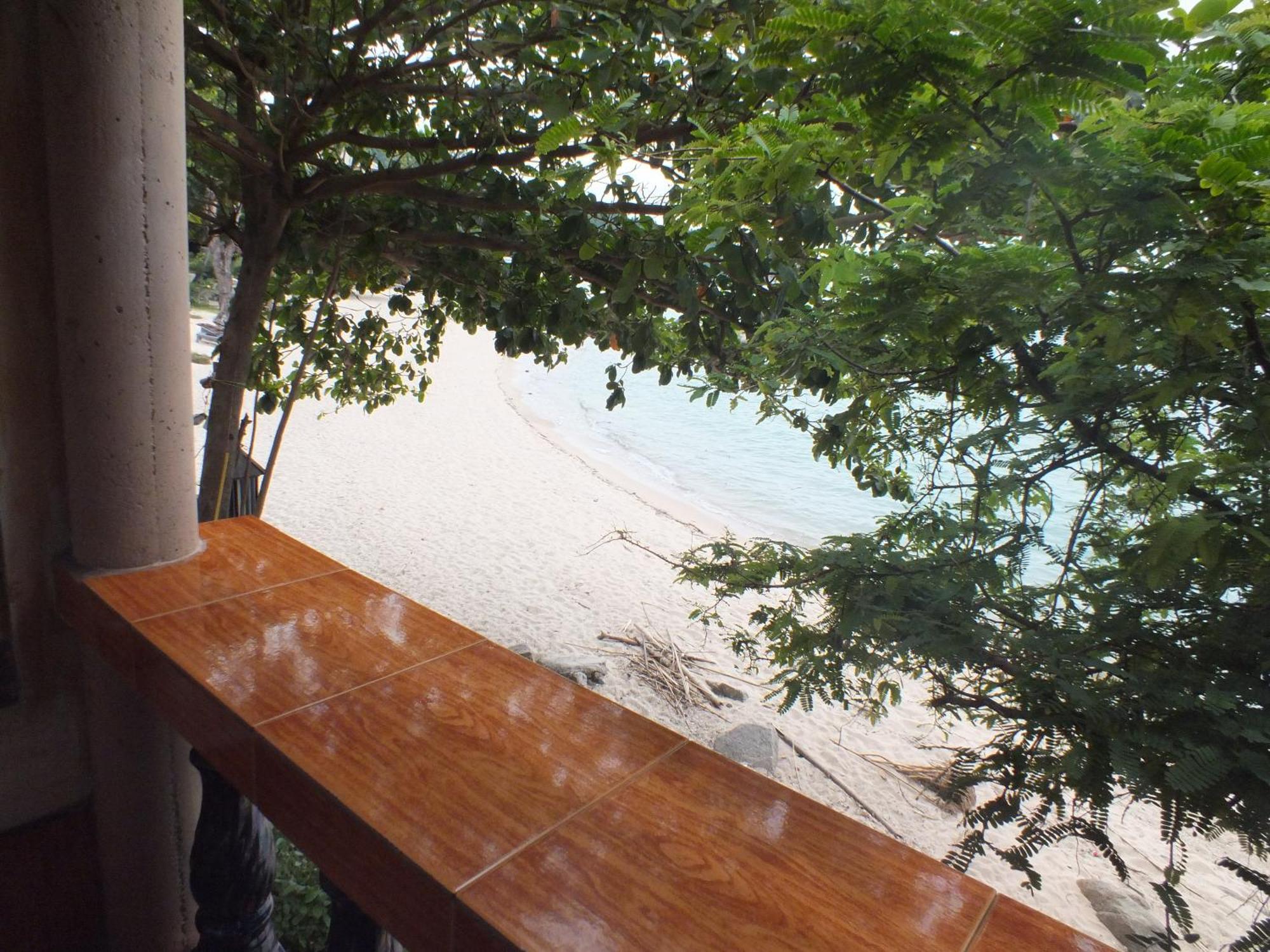 Guest house Queen Resort Koh Tao 2*