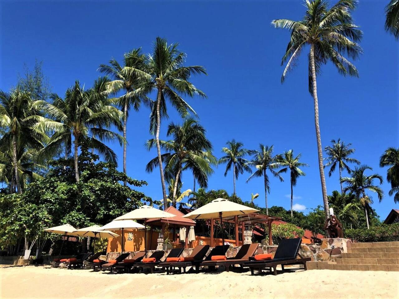 Kanok Buri Resort 4*