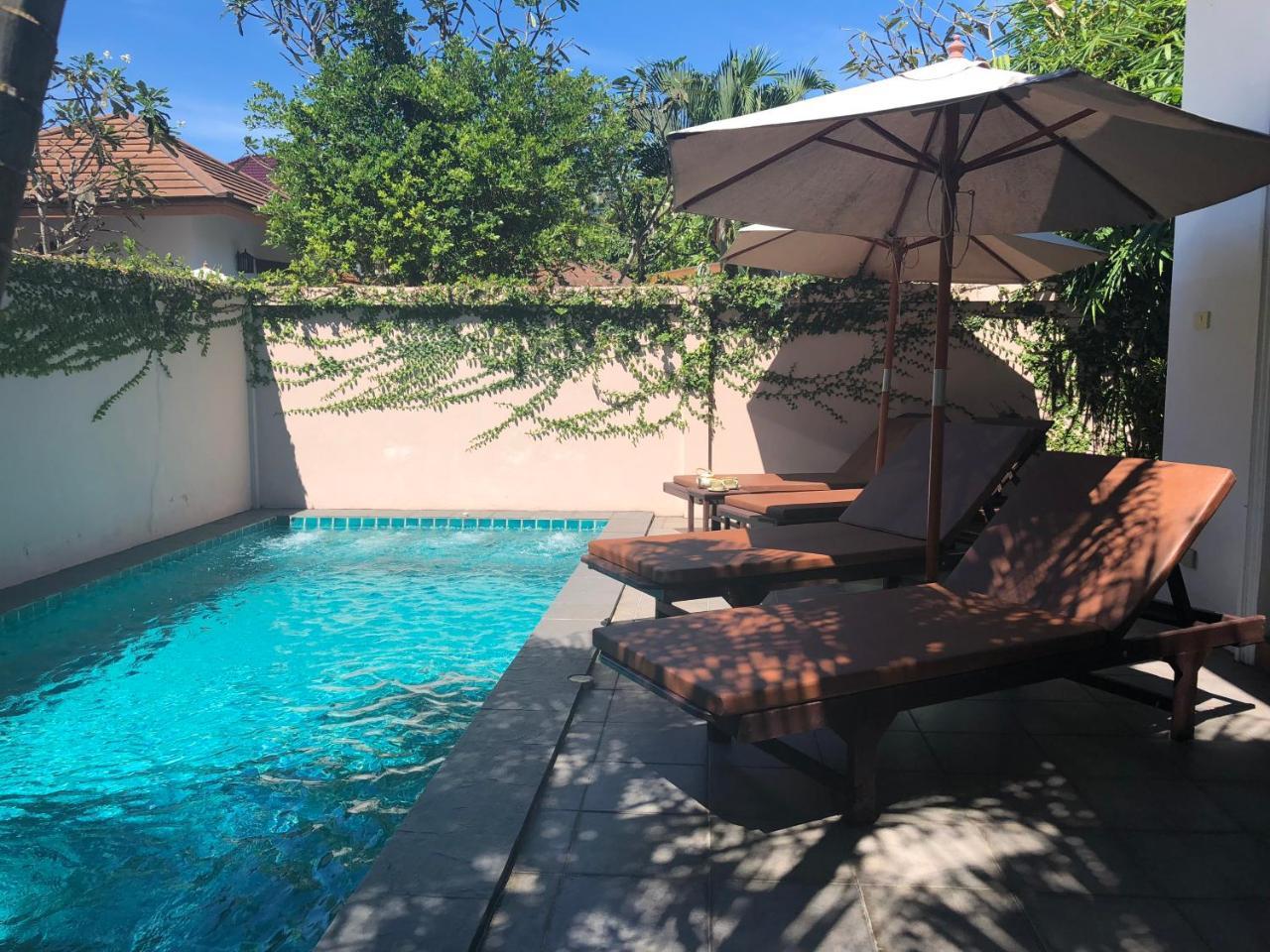 Resort Kanok Buri Lipa Noi