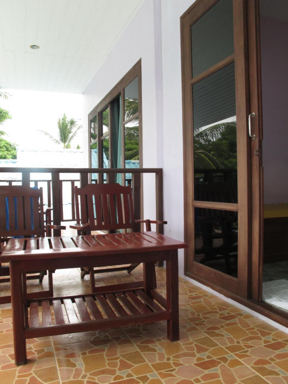 Resort Siraya Beachfront 3*