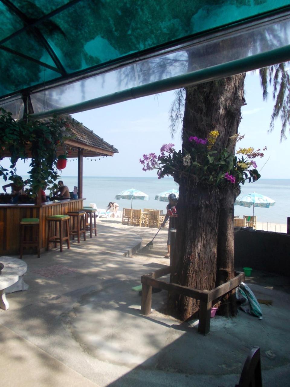 Resort Siraya Beachfront 3*