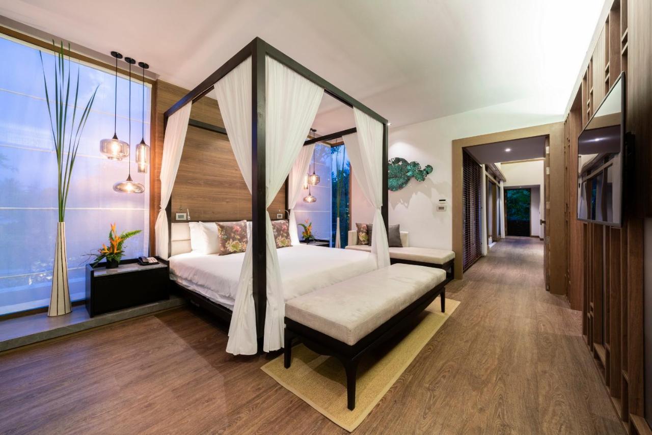 The Sarojin (adults Only)