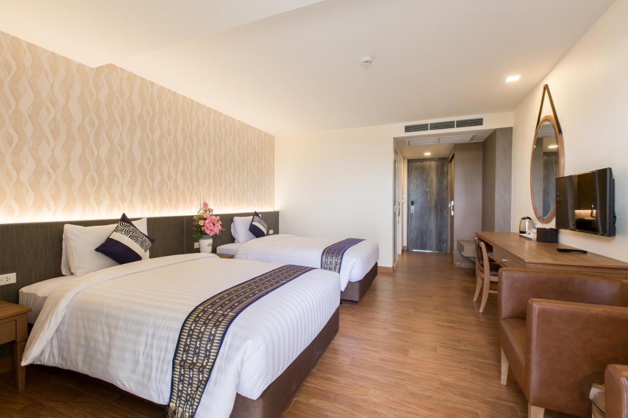Crystal Luxury Hotel