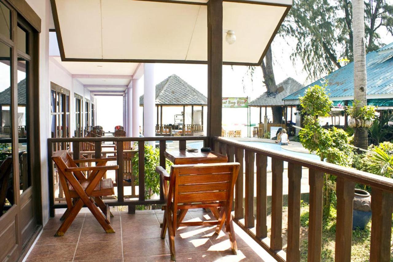 Siraya Beachfront 3*