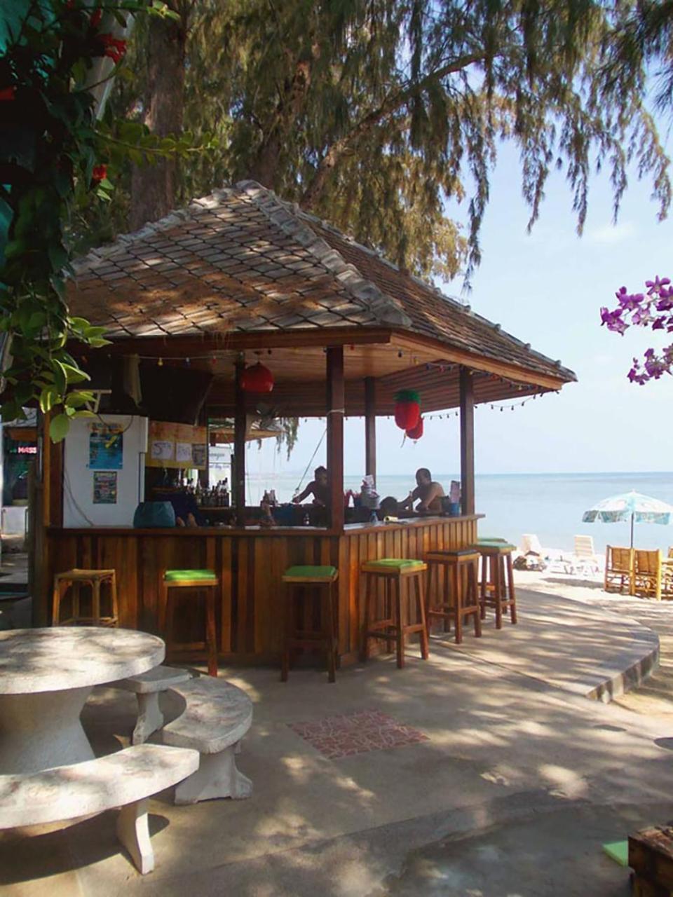 Resort Siraya Beachfront 3*