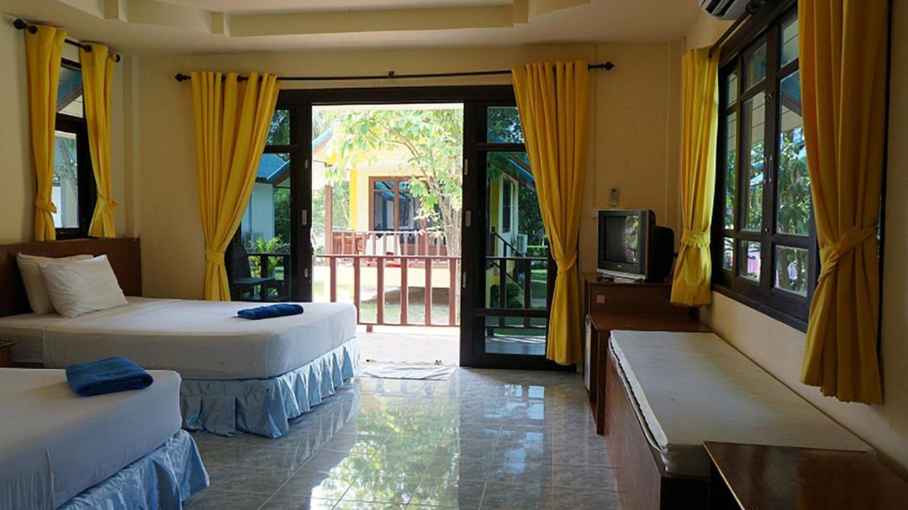 Siraya Beachfront Resort