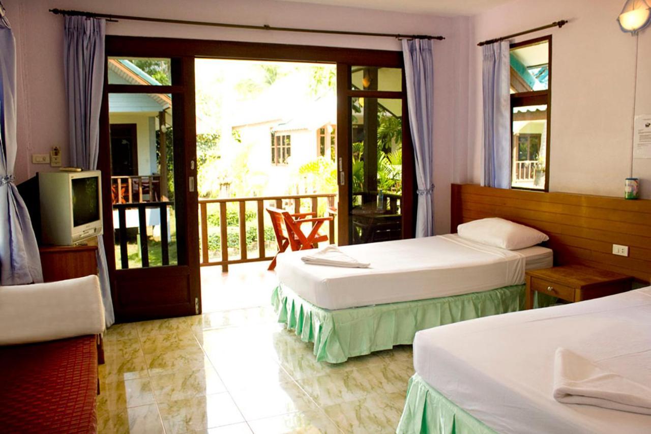 Siraya Beachfront 3*