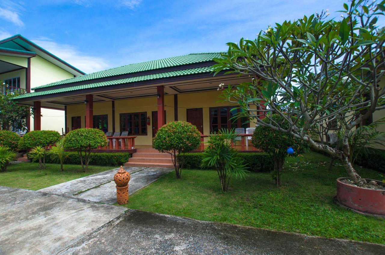 Sleep In Lanta Resort