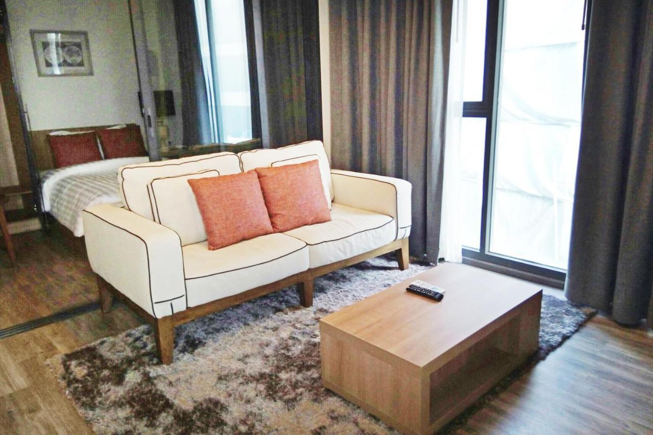 The Deck By Favstay * Patong