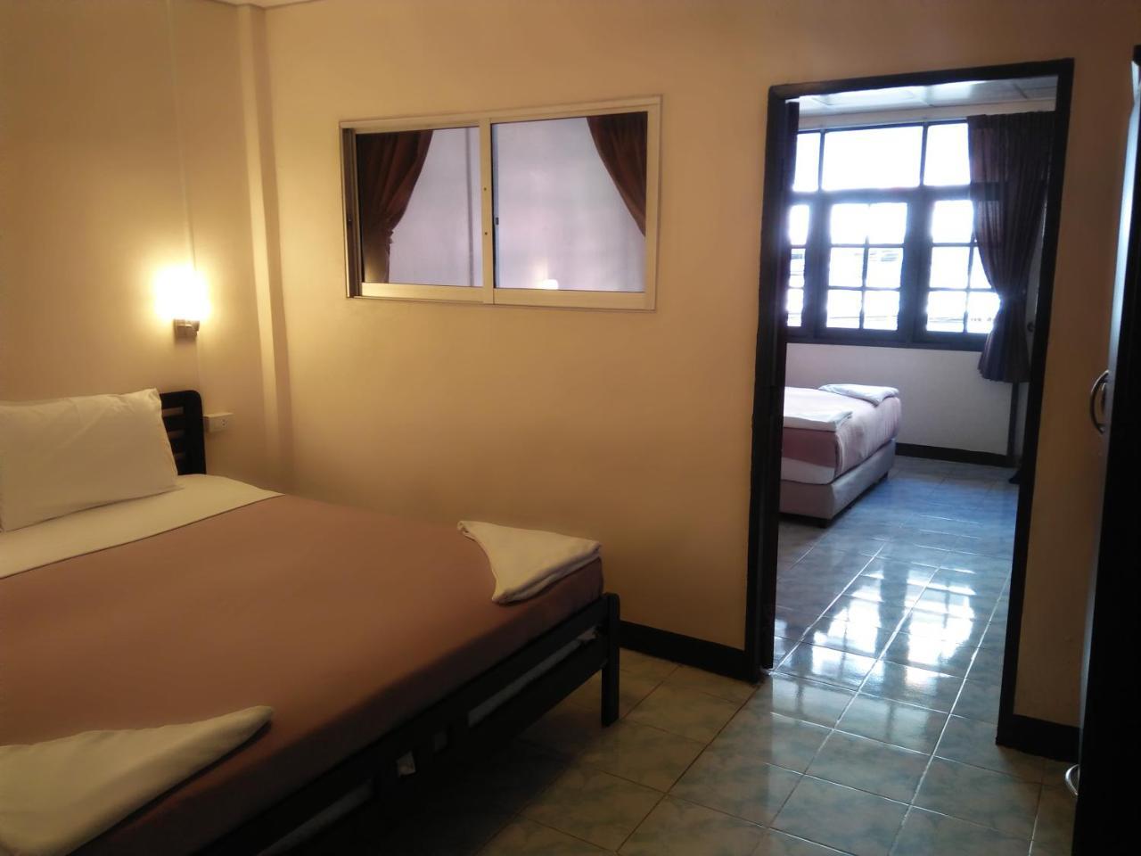 Stefan's Guest house 2*