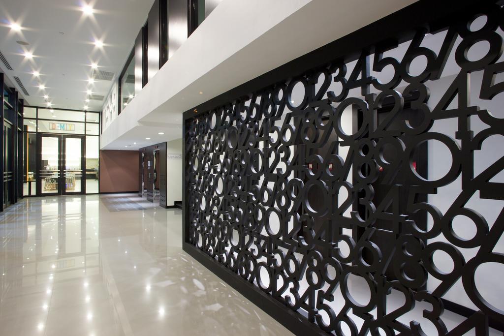 Hotel Tsix5 4*