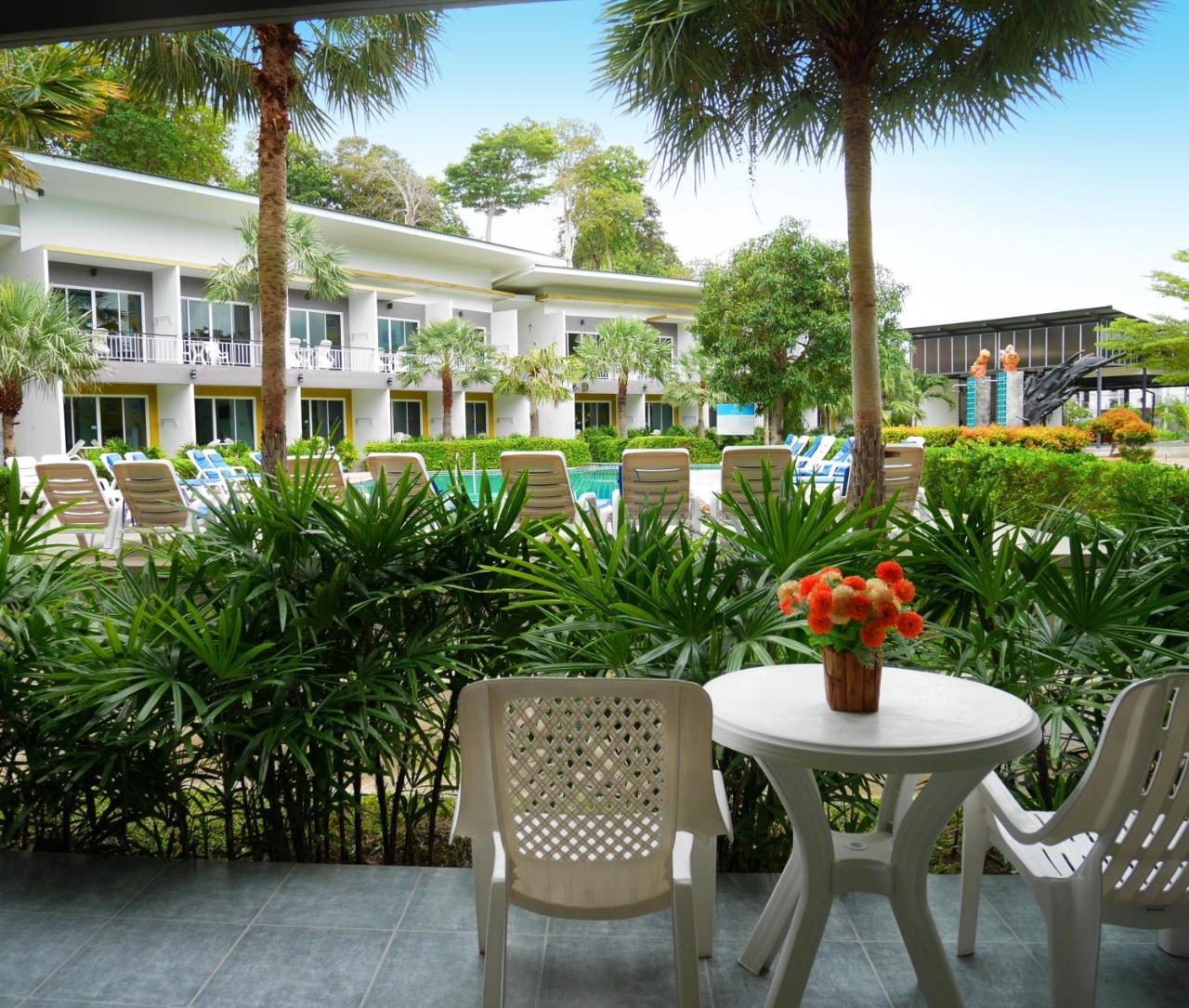 Gypsy Sea View Resort- Island 3* Phi Phi Don